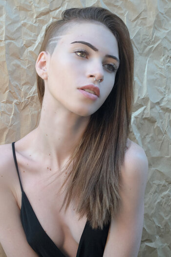 Laura Padilha / Ford Models / itslaurapadilha Nude Leaks Photo 12