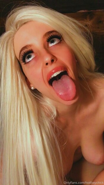 LauraSparkling / Candy K / Candyk / Snapchat Storyteller Nude Leaks Photo 5