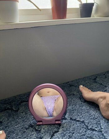 lavenderalien / https: / lavenderalienn Nude Leaks OnlyFans Photo 29