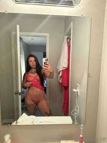 Layla Zinser / Layz.lift Nude Leaks OnlyFans Photo 11