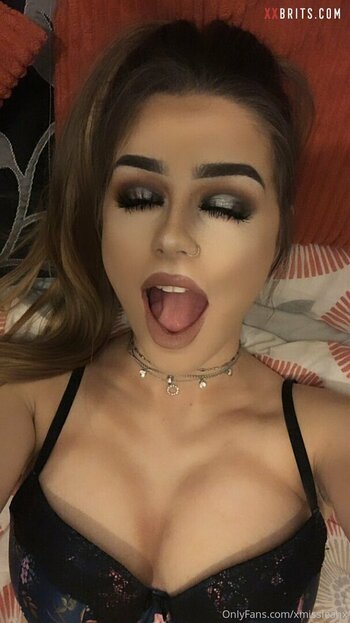 Leah Shaw / leah__shaw / missleahshaw Nude Leaks OnlyFans Photo 3