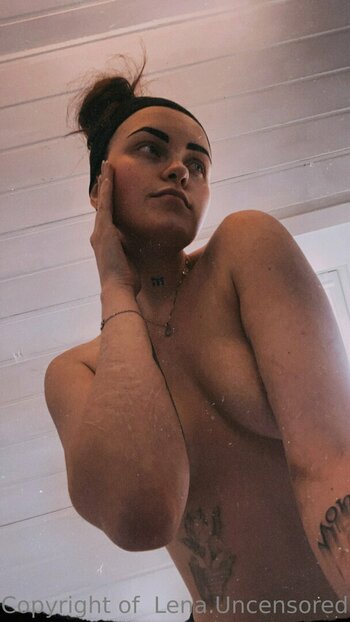 lena.uncensored Nude Leaks Photo 29