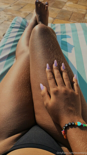 Leticia Nascimento / lecomticia / locgirlwild Nude Leaks OnlyFans Photo 1