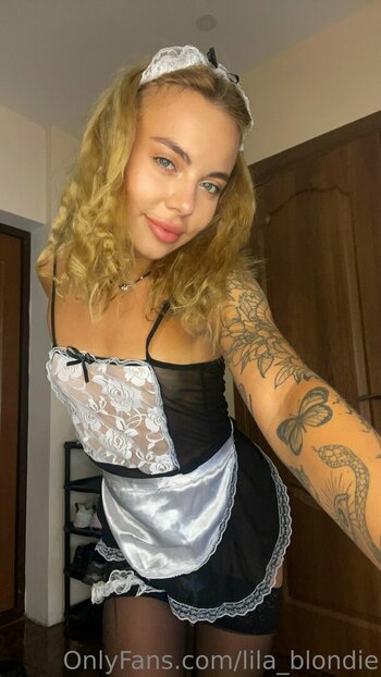 lila_blondie Nude Leaks Photo 9