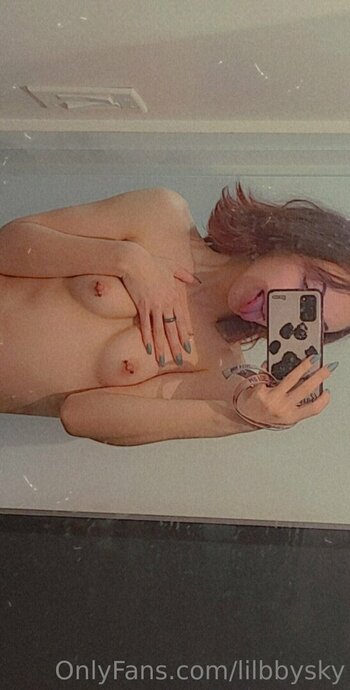 lilbbysky Nude Leaks Photo 28