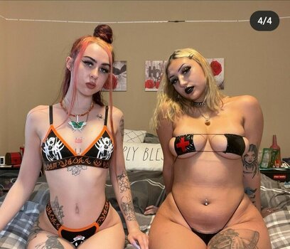 Lilith Black / lilith_baby_ / pain_is_my_domain Nude Leaks OnlyFans Photo 42