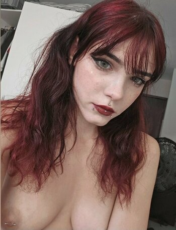 lilithpriest / lilith.priest / stories Nude Leaks OnlyFans Photo 4
