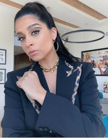 Lilly Singh / lilly Nude Leaks Photo 122