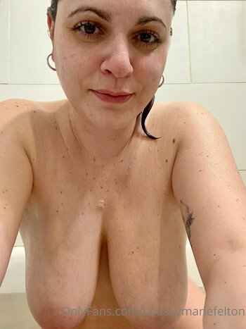 lindsaymariefelton Nude Leaks Photo 36