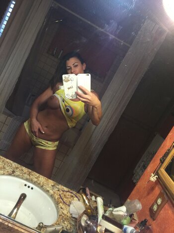 Lisa Varon Patreon / reallisamarie Nude Leaks OnlyFans Photo 1