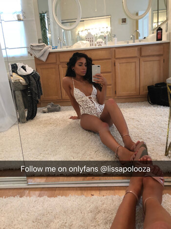 lissapolooza / Naomi Woods Nude Leaks OnlyFans Photo 17