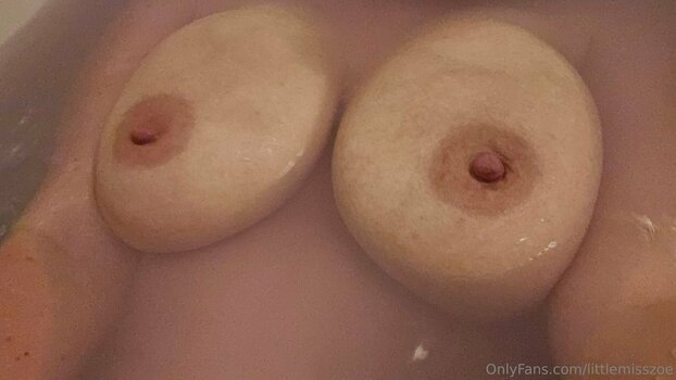 littlemisszoe Nude Leaks Photo 44
