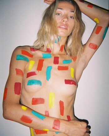 Livy Poulin / livypoulin Nude Leaks Photo 9