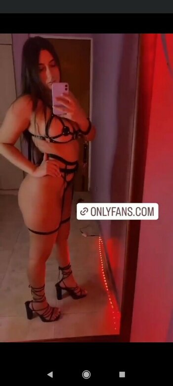 Liz Ramirez / lizramirez02_ / lizramirez69 / megustalabirra Nude Leaks OnlyFans Photo 35