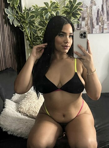 Lorena Uribe / lorem_0021 / mara_martinez Nude Leaks Photo 2