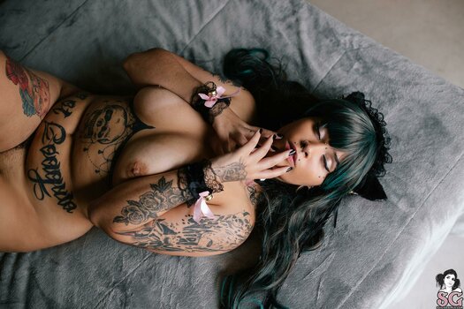 Lorry Suicide / lorrysg Nude Leaks OnlyFans Photo 16