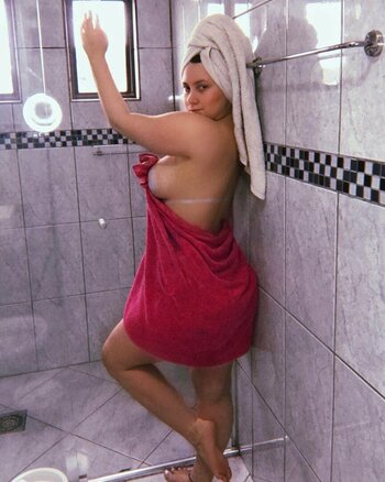 Luanna Tombini / luannatombini Nude Leaks Photo 4