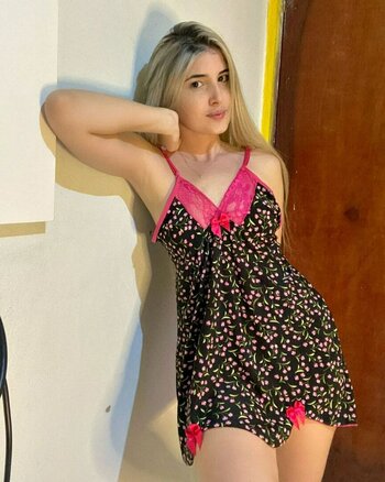 Luciana Coutinho / luciana_cooutinho Nude Leaks Photo 10