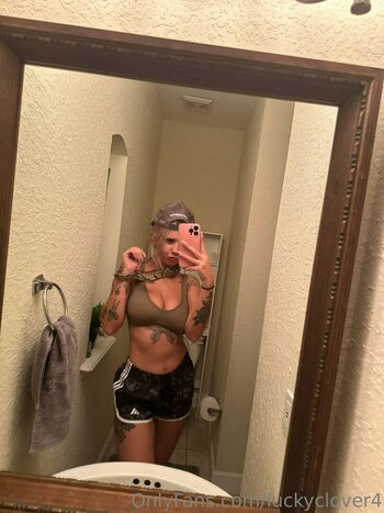 LuckyClover4 / chloe_gail_ Nude Leaks OnlyFans Photo 35