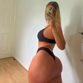 Lucycombe / lucynukes / lucynukesfit / luudaw Nude Leaks OnlyFans Photo 24
