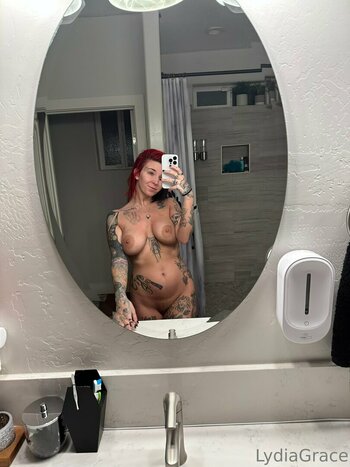 Lydia Grace / lydiagrace / thirsttrip Nude Leaks OnlyFans Photo 3