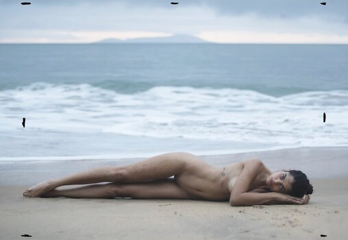 Magnifik Magazine / magnifikmagazine Nude Leaks Photo 11