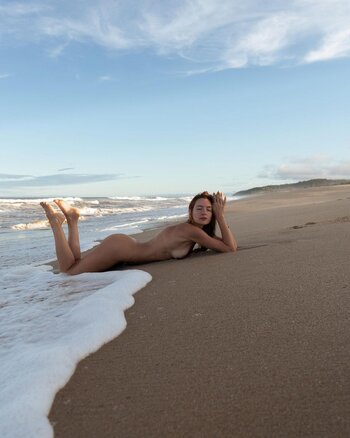Mari Fioretti / mari.fioretti Nude Leaks Photo 24