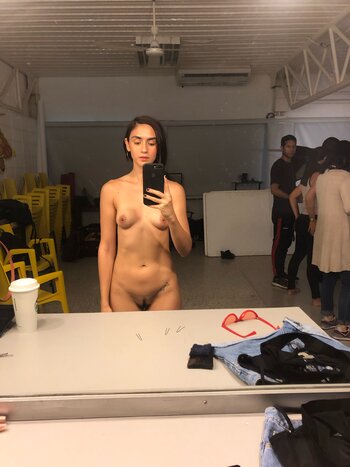 Maria Helena Ruiz / Maneruiz / maneruiiz Nude Leaks Photo 25