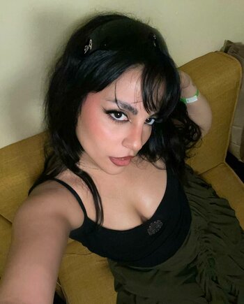 Mariana de Miguel / Girl Ultra / girlultra / skinnyvacuumvik Nude Leaks OnlyFans Photo 5