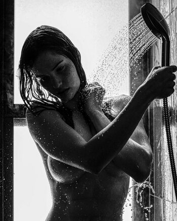 Mariangela Bonanni / mariangelabonanni Nude Leaks Photo 3