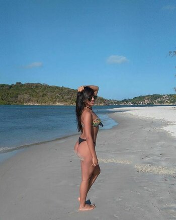 Marily Soares / marily.soares.77 / marymsoaress / silvaaryacuce Nude Leaks OnlyFans Photo 7