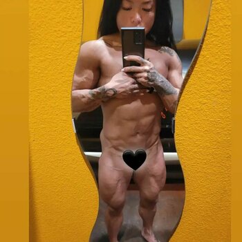 Marilyn Yee Tong / Tiny tank / tinytank Nude Leaks Photo 2