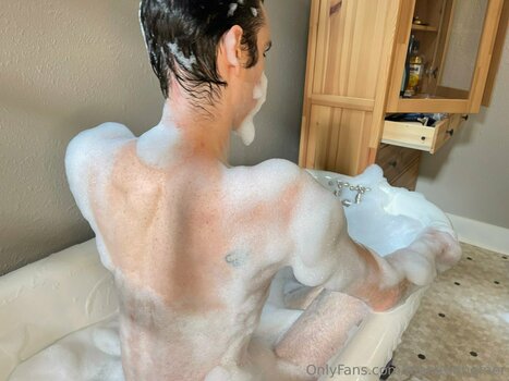 marstonhefner Nude Leaks Photo 10