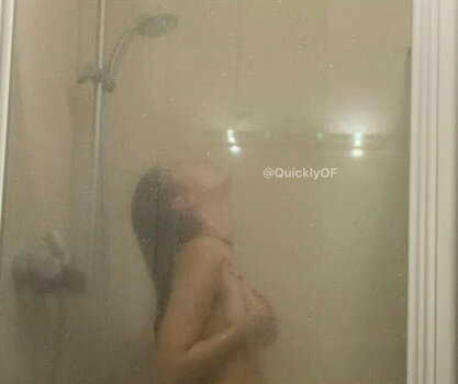 Martina Brondin / martinabrondin / tinawakeup Nude Leaks OnlyFans Photo 18