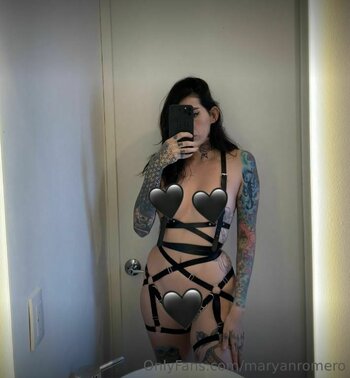 Maryan Romero / Maryanromero / laamaryan Nude Leaks OnlyFans Photo 19
