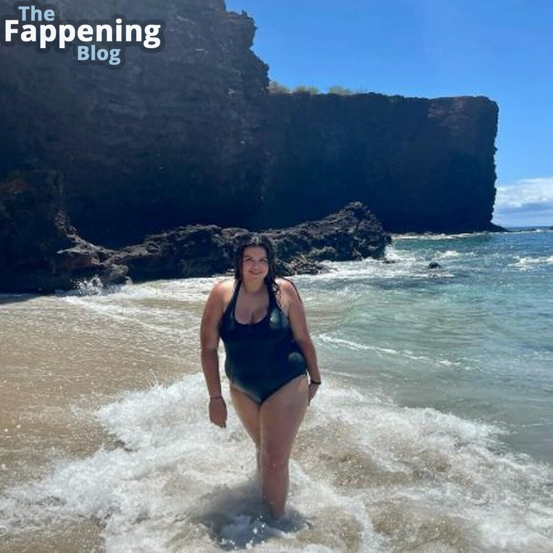 Mayan Lopez / mayanlopez / mayasbarelylegal Nude Leaks OnlyFans Photo 4 |  #TheFappening