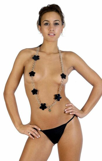 Megan Montaner / meganmontanerg Nude Leaks Photo 19