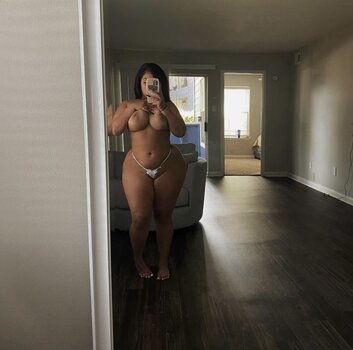 Megan Velez / kimvelezoficial / yardeniivelez2 Nude Leaks OnlyFans Photo 16