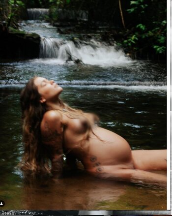 Melissa Breia / mel.breia Nude Leaks Photo 2