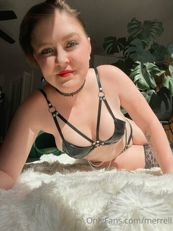 merrell Nude Leaks Photo 12