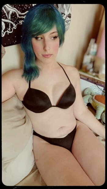 Merry Cherry Bomb's Blue Hair / chacherrybombs / maryycherryy Nude Leaks OnlyFans Photo 2