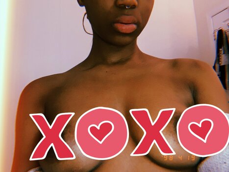 messkina / messythots / sxkina Nude Leaks OnlyFans Photo 6