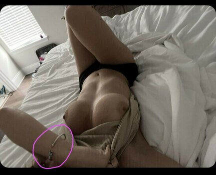 Miahandley / _miahandley / miaandolly Nude Leaks OnlyFans Photo 33