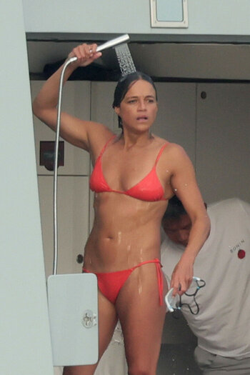 Michelle Rodriguez / Carmen Vandenberg / MRodOfficial / michelle_rodriguez Nude Leaks OnlyFans Photo 2483