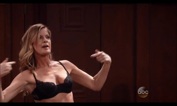 Michelle Stafford / therealstafford Nude Leaks Photo 13
