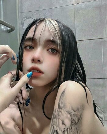 mikoqiqi_ / miqibabyvip Nude Leaks OnlyFans Photo 8