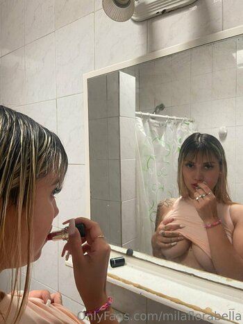 milaflorabella Nude Leaks Photo 4