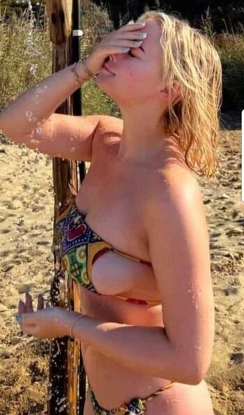 Millie Gibson / milliegibbo Nude Leaks Photo 55