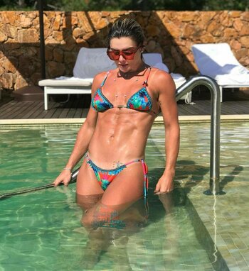 Mirella Santos / eumirellasantos Nude Leaks Photo 6