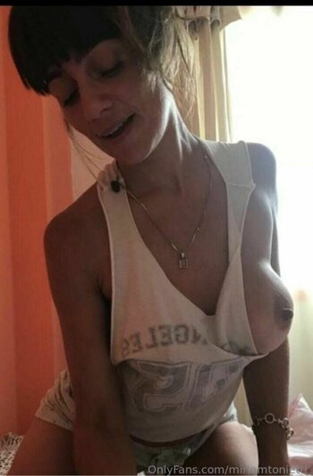 Miriam Tonietti / mi_tonietti / miriamtonietti Nude Leaks OnlyFans Photo 11